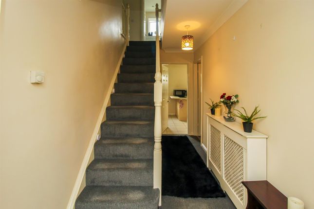 15, Headingley Mews, Wakefield photo 4