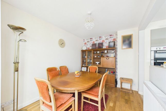 9, Woodcote, Bristol photo 4