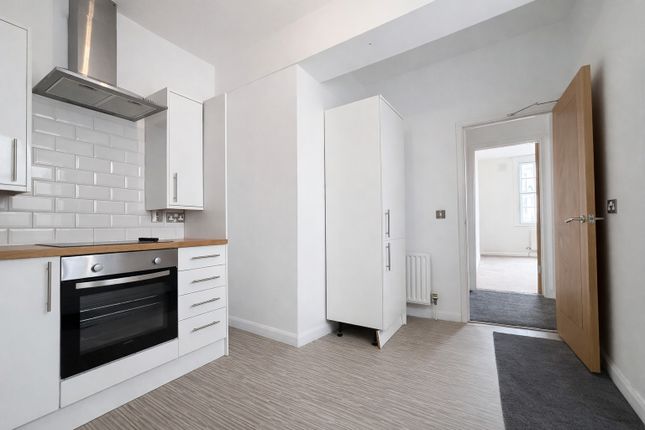 Flat 0, Bull Lane, High Wycombe photo 5