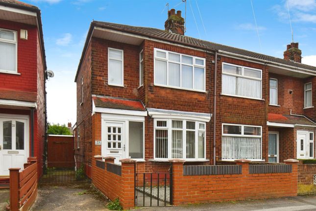 End terrace house for sale in Rosedale Avenue, Hull