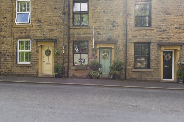 10, LONG ROW, STALYBRIDGE photo 2