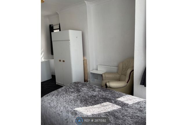 Ditton Court Road, Westcliff-On-Sea photo 4