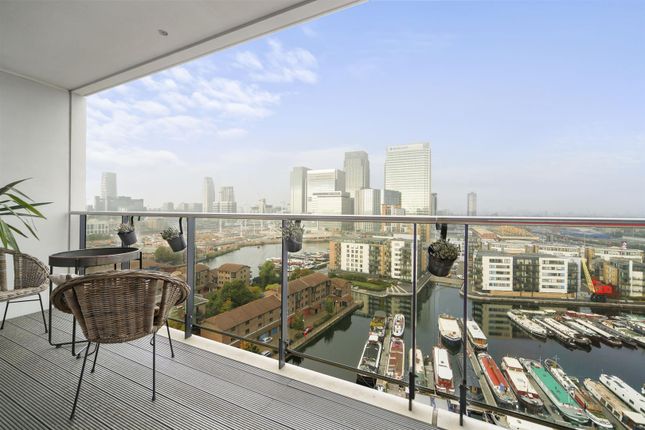 Flat for sale in Horizons Tower, Yabsley Street, London