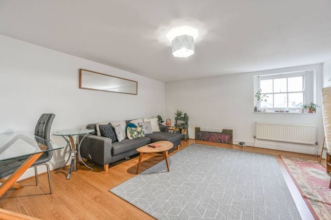 Thumbnail Flat for sale in Voltaire Road, Clapham, London