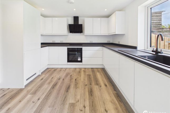 14, Little Gregwartha, Redruth photo 4
