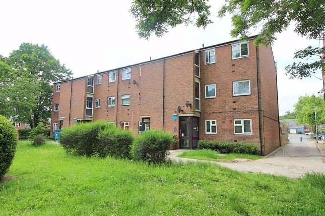 1 bed flat for sale in Saddlers Path, Borehamwood, Herts WD6