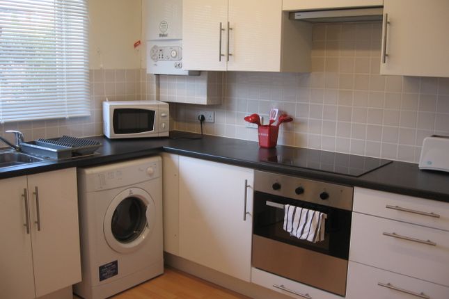 Terraced house to rent in Tippett Close, Colchester