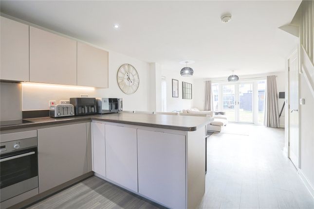 9, Chilvers Way, Kent photo 3