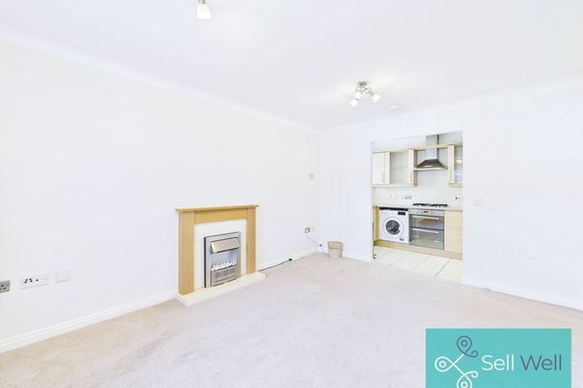 60, Beckford Court, Manchester photo 4