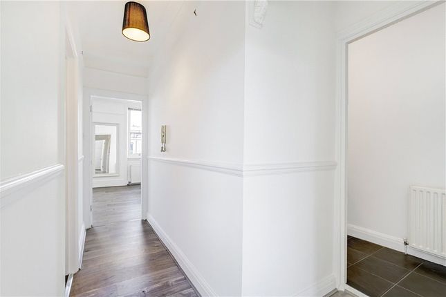 Flat D, 167, Finborough Road, London photo 4