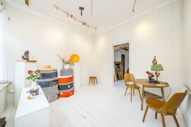 Brackenbury Road, London photo 2