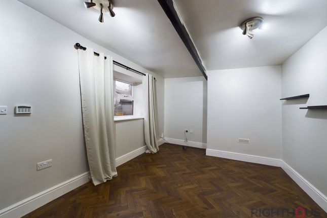 66 Fair Road, Bradford photo 3