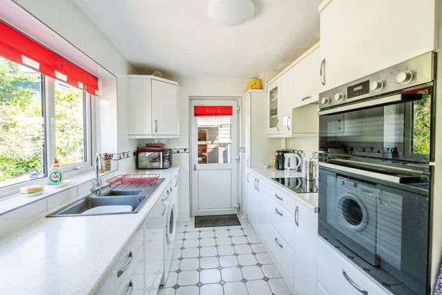37, Rookery Way, Seaford photo 3
