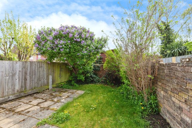 1, Claygate, Peterborough photo 2