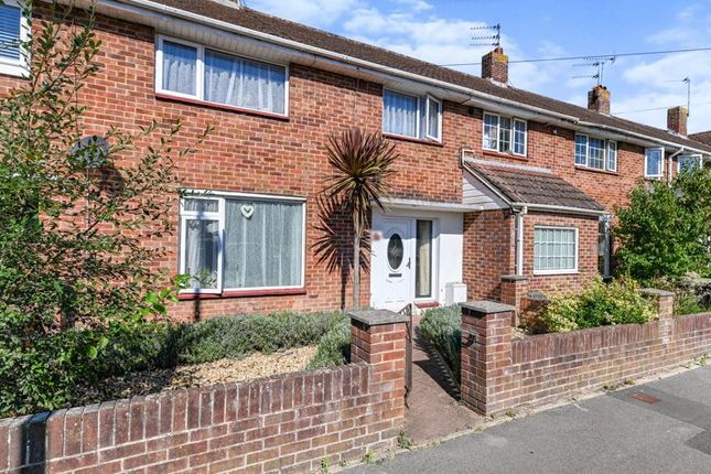 3 bed terraced house to rent in Botley Drive, Havant PO9