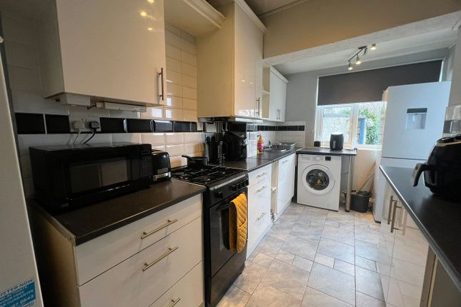 42, Hunton Hill- Licenced HMO, Birmingham photo 2
