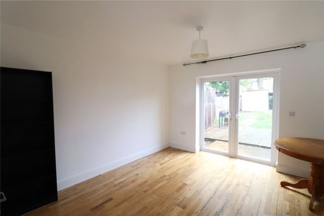 100a, Elmgrove Crescent, Harrow photo 2