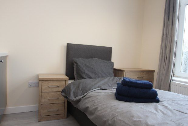 Room to rent in La Porte Precinct, Grangemouth