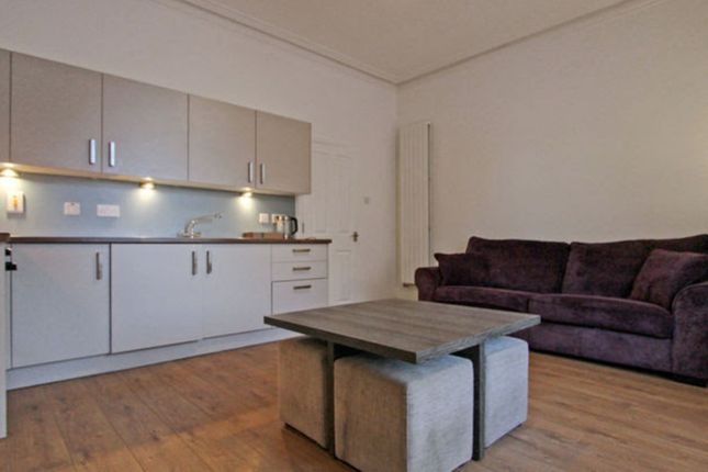 1-bed flat on GF/L, 8 Bloomfield Road, Aberdeen, £600/mo