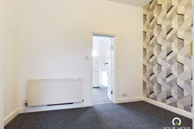 Flat 5,, 9-10, Lyndhurst Avenue, Kent photo 5