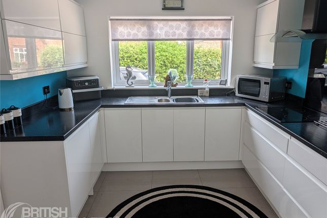29, Borrowell, Derby photo 2
