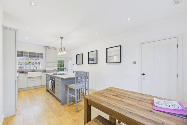 Fern House, 146 High Street, Saltburn-by-the-Sea photo 3