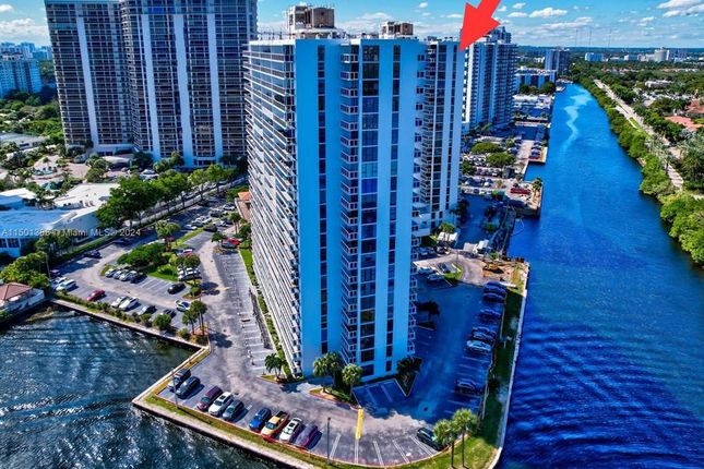 Property for sale in 20515 E Country Club Dr Apt 344, Aventura, Fl 33180, Usa