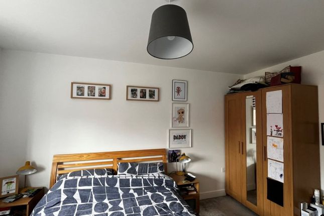 Flat for sale in Peckham Chase, Chichester