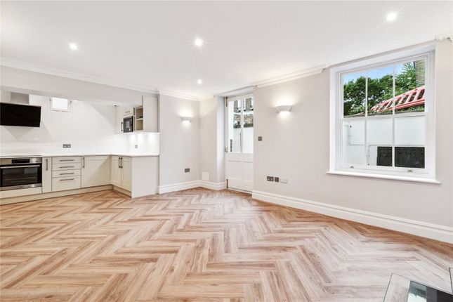 Thumbnail Flat to rent in Richmond Avenue, Islington Central