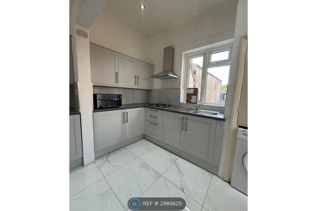 Village Way East, Harrow photo 3