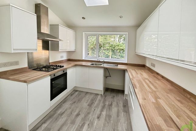 142 Blackburn Road, Accrington photo 5