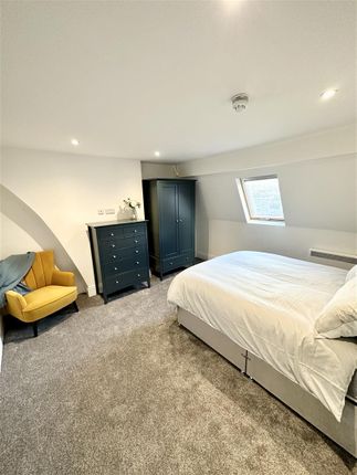 Room to rent in Bank Parade, Burnley