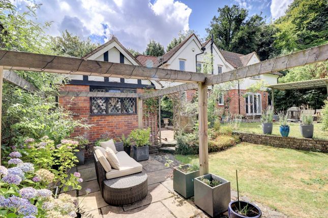 Pontos Dell, 407, Amersham Road, High Wycombe photo 4