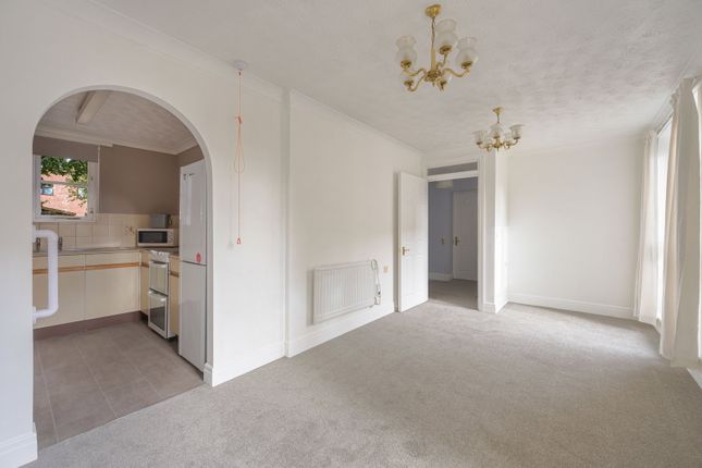 10 Arnoldfield Court, Gonerby Road, Grantham photo 4