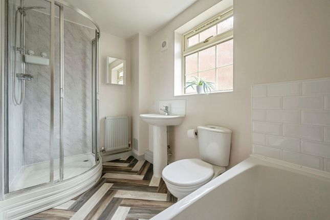 14, Chelwood Court, Doncaster photo 4