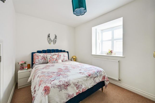 Bedroom Two.Jpg