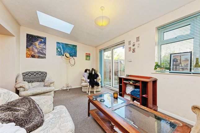 52, Rushmead Close, Canterbury photo 2