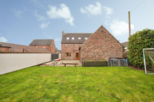 The Briary, 12a, Akeferry Road, Westwoodside, Doncaster photo 4