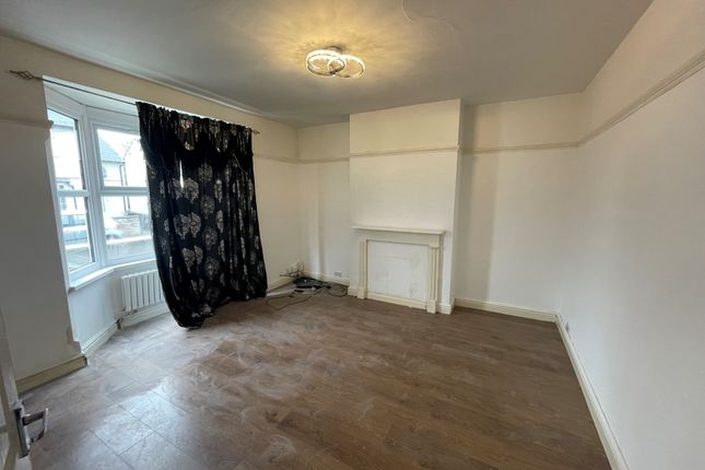 Flat to rent in Bethulie Road, Pear Tree, Derby