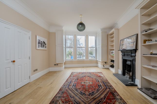 27, Elmwood Road, London photo 2