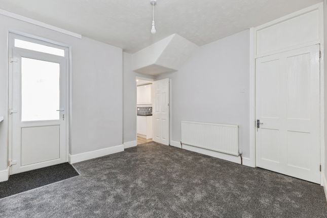 19, Newton Abbot photo 5