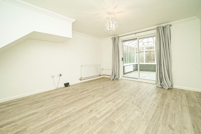 Mannock Way, Leighton Buzzard photo 2