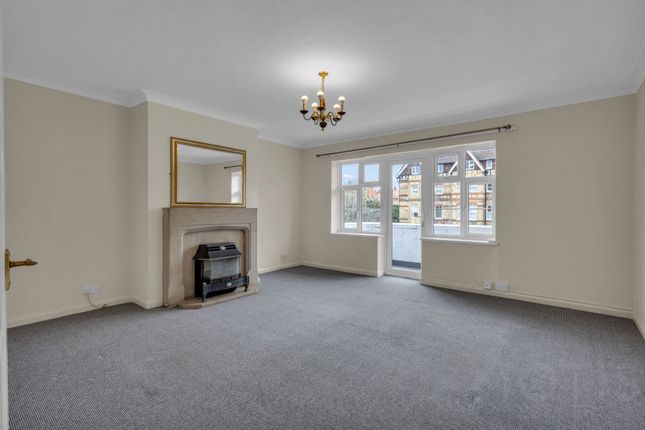 15 Cordova Court, Sandgate Road, Folkestone photo 2