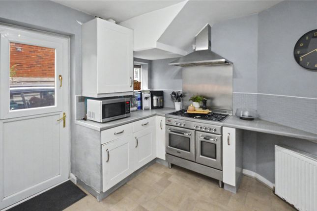 7, Heath Place, Leeds photo 4
