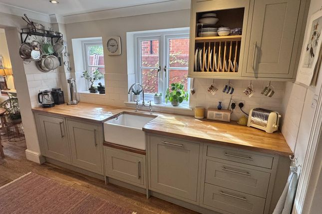 75, Gloucester Road, Newbury photo 3
