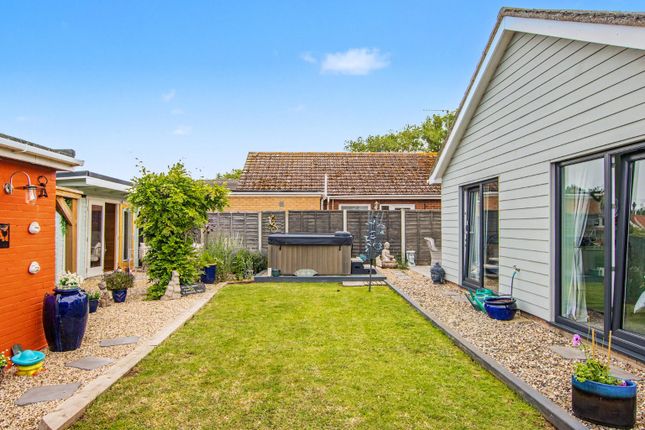 5 Fir Close, Heacham, Norfolk photo 2