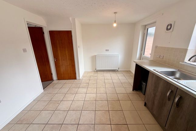 42, Commodore Road, Oulton photo 5