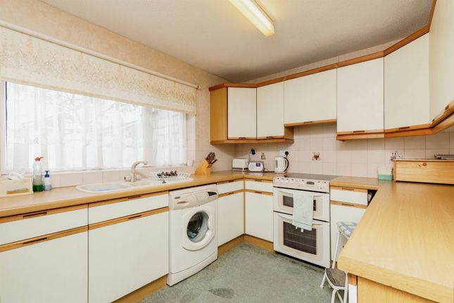 Detached house for sale in Oakleigh Gardens, Oldland Common, Bristol