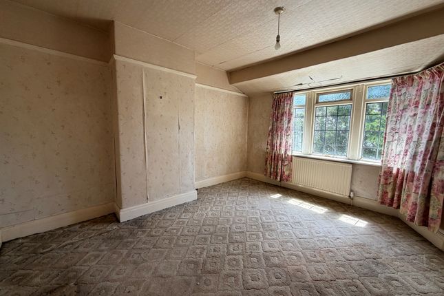 122, Savile Park Road, Halifax photo 5