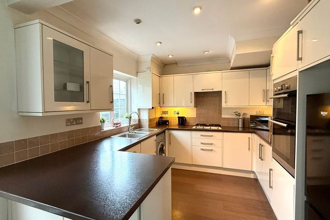16, Greenways Road, Brockenhurst photo 4